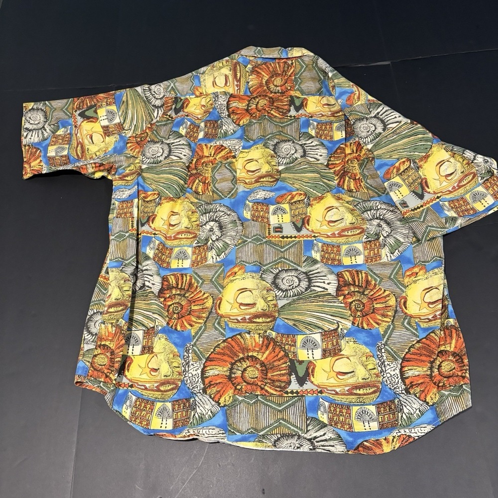 Nautica Vintage Men's Short Sleeve Button Up Multicolor- Size Large - Picture 1 of 4